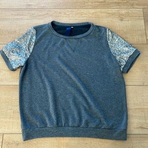 Sweater T-shirt